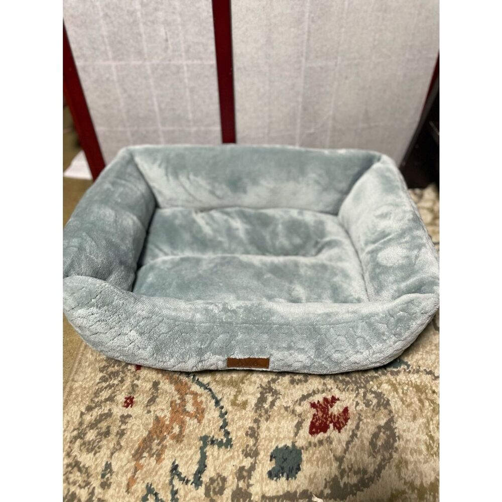 AVA Plush Rectangular Pet Bed in Light Sage Mint Green (18”x 21”) Soft Comfy Bed - Picture 13 of 14